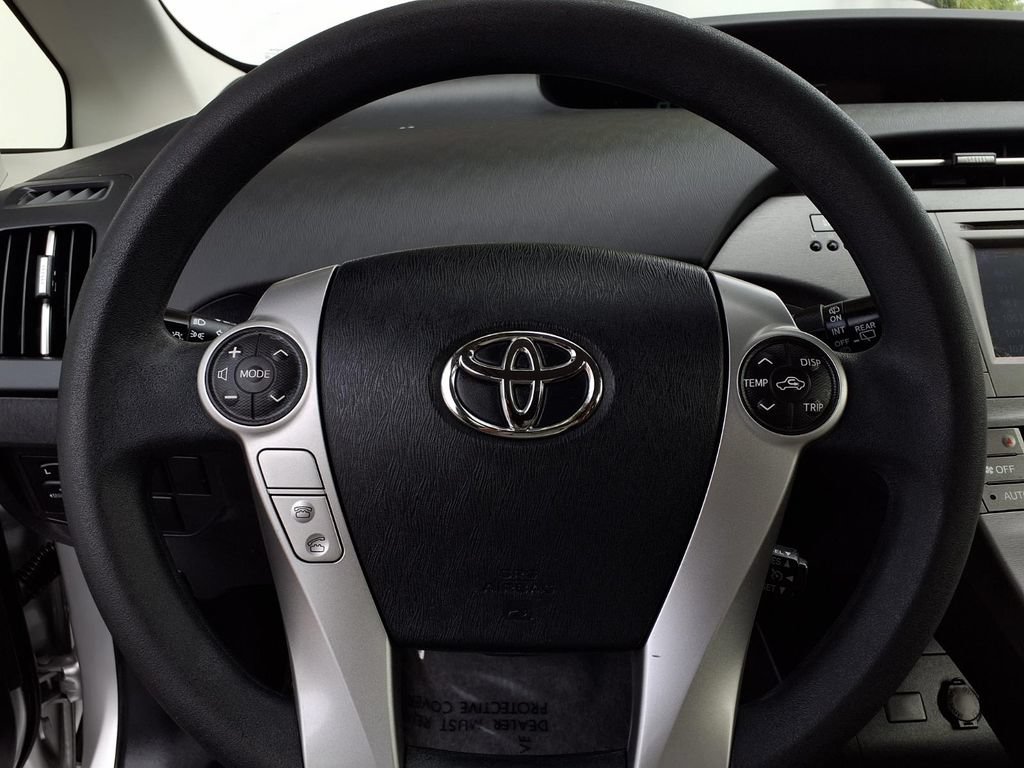 Used 2015 Toyota Prius Two FWD image 13