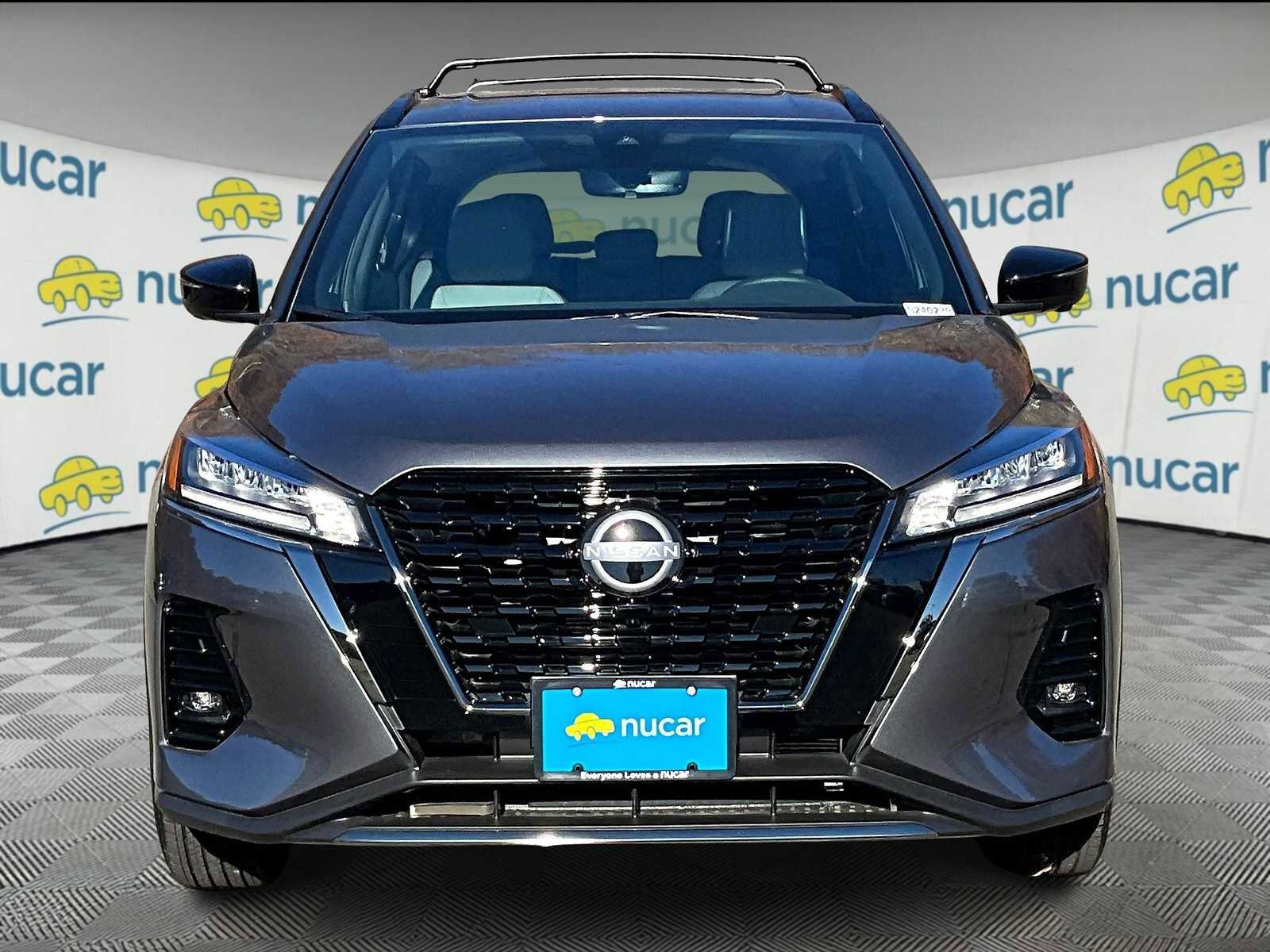 New 2024 Nissan Kicks SR w/ SR Premium Package image 2