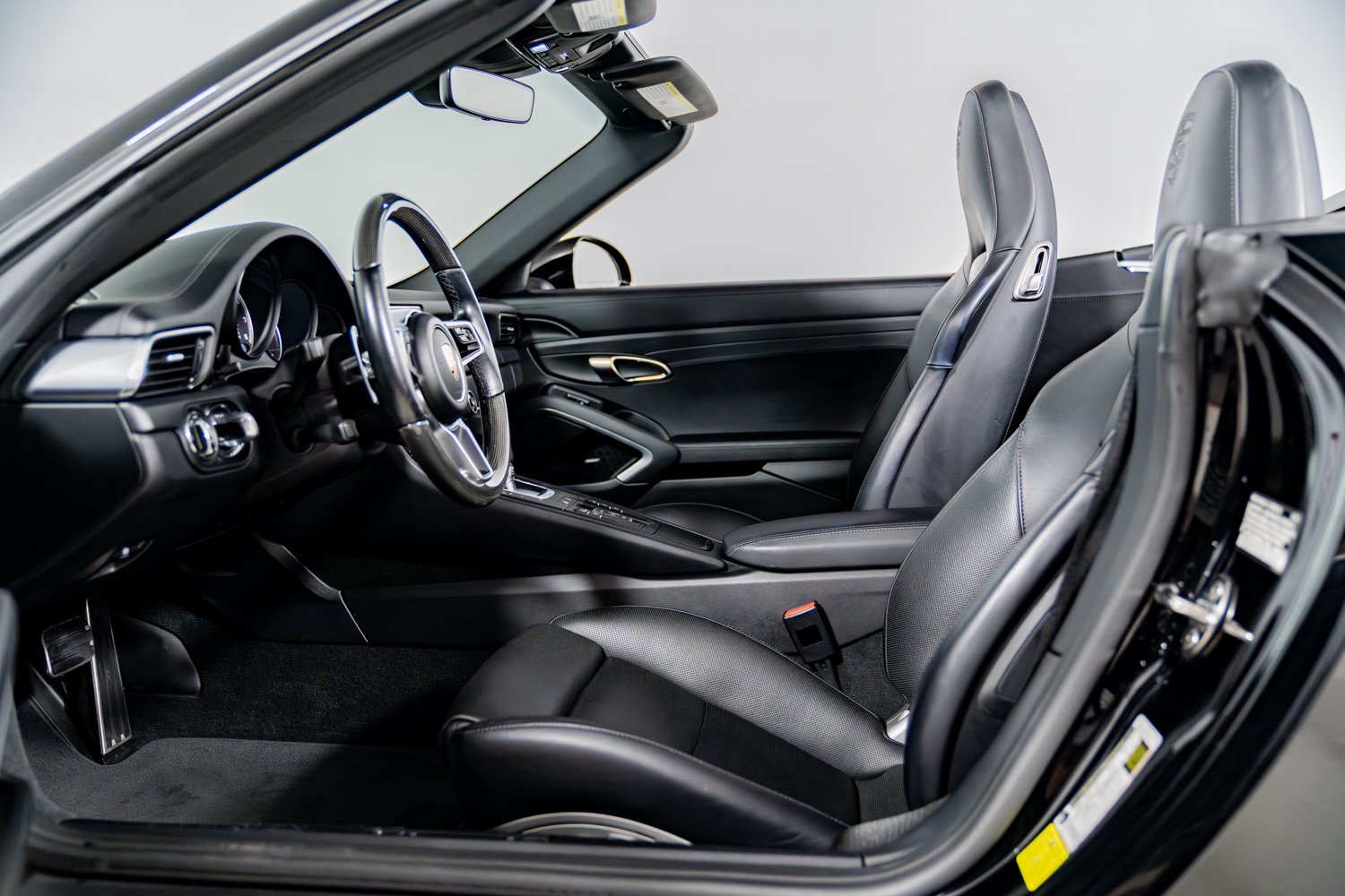 Used 2017 Porsche 911 Turbo S AWD/4WD image 27