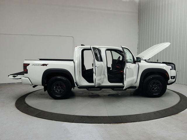 New 2026 Nissan Frontier PRO-4X w/ Pro-4x Convenience Package image 16