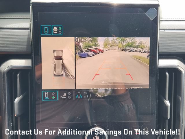 New 2026 GMC Acadia AT4 w/ Luxury Package AWD/4WD image 13