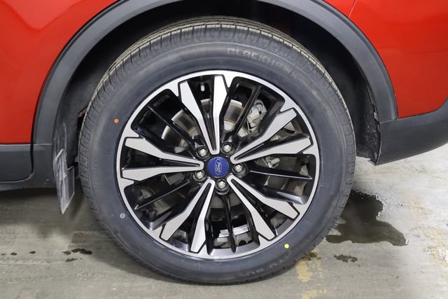 Used 2022 Ford Escape SE w/ SE Sport Appearance Package FWD image 35