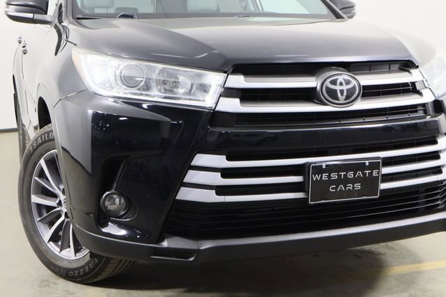 Used 2019 Toyota Highlander XLE image 44