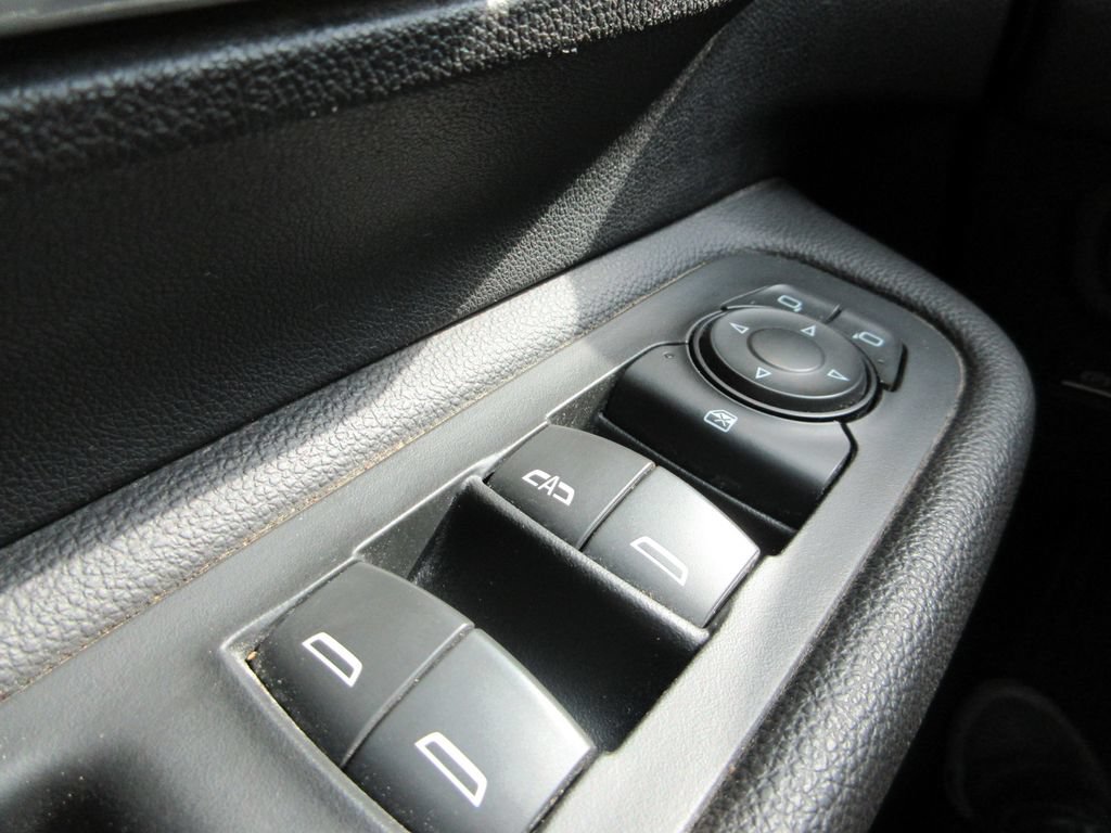 Certified 2022 GMC Terrain SLE FWD image 21