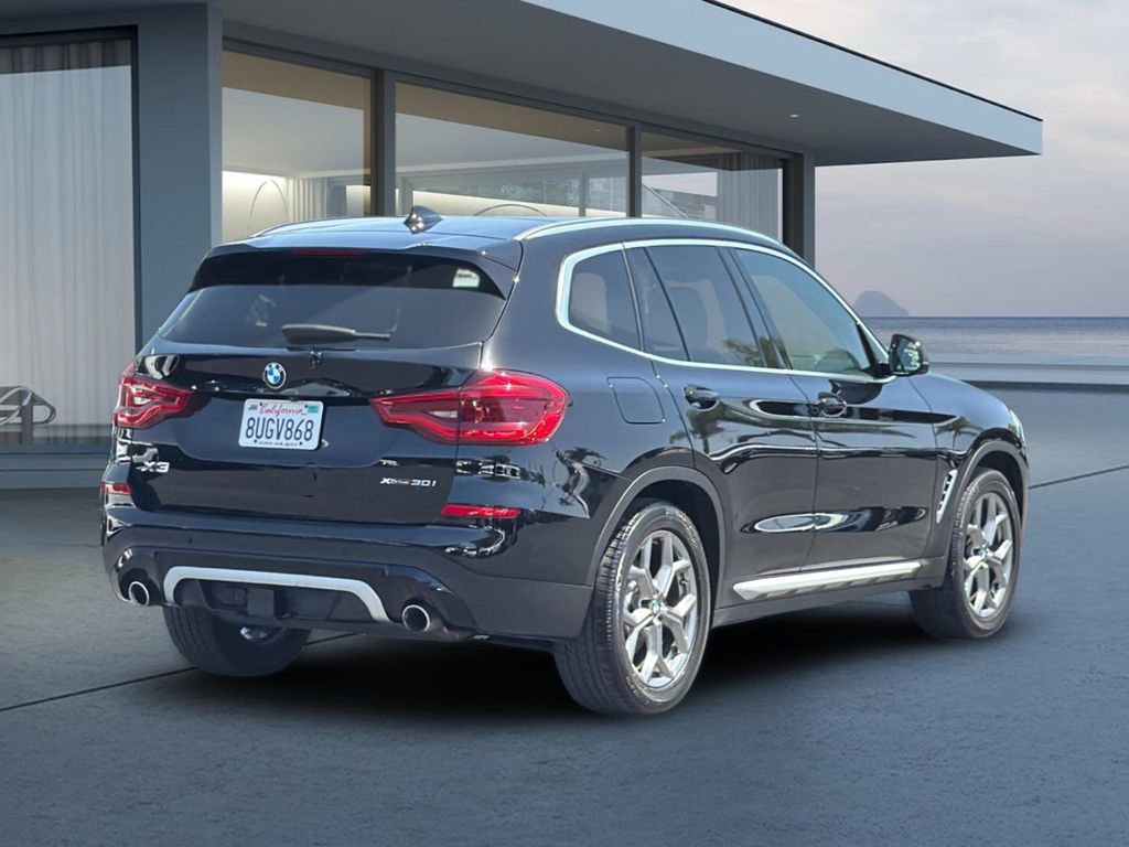 Used 2021 BMW X3 xDrive30i w/ Convenience Package AWD/4WD image 4