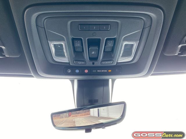 Used 2021 Chevrolet Silverado 1500 High Country w/ Technology Package image 16