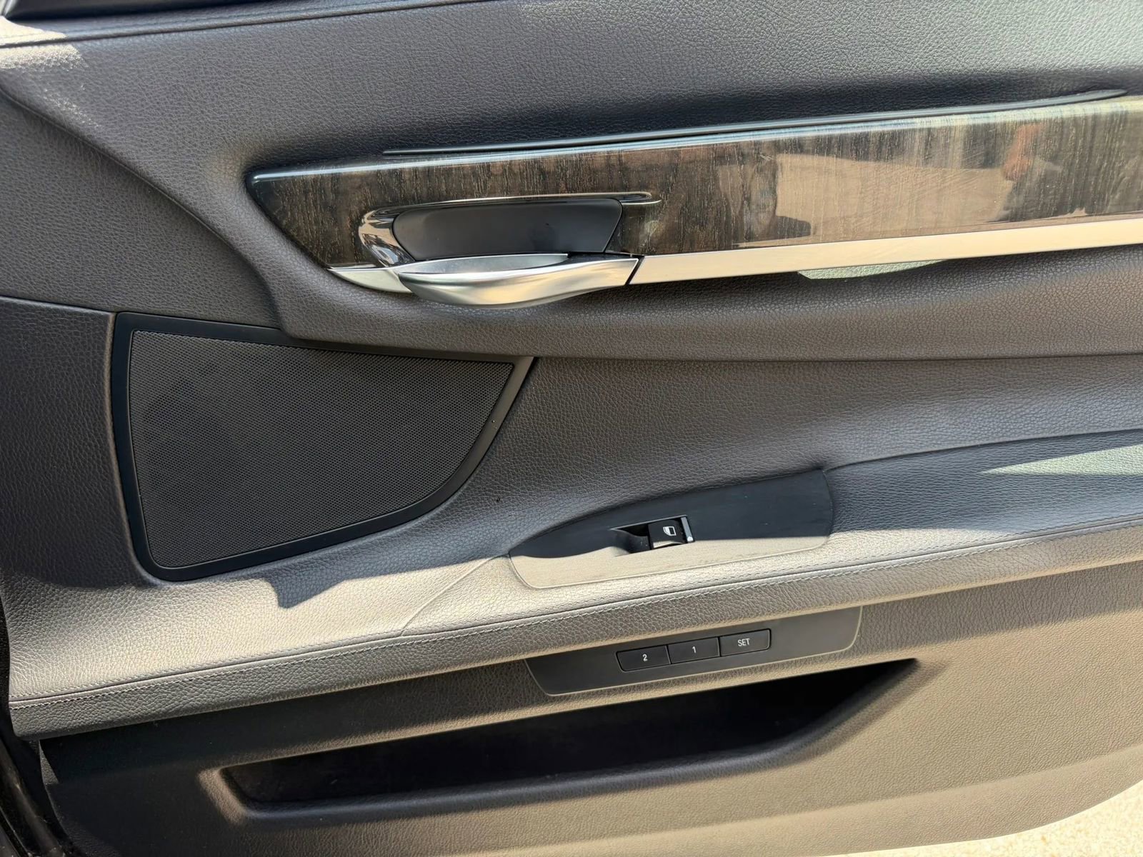 Used 2015 BMW 740Li RWD image 10