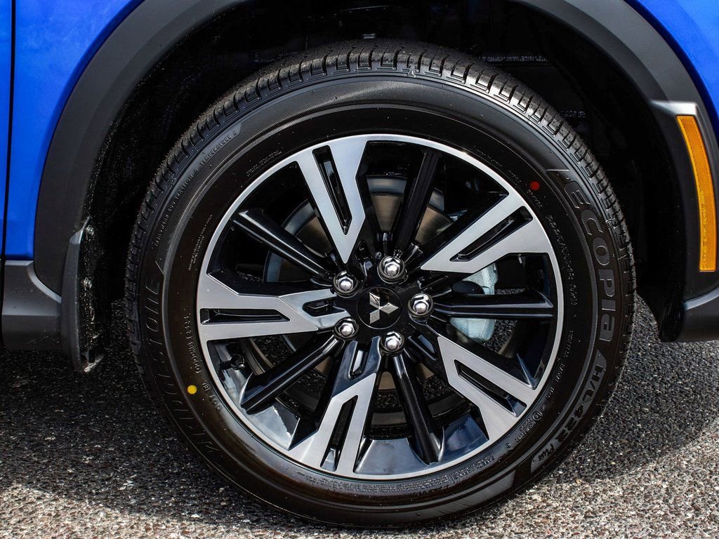 New 2026 Mitsubishi Eclipse Cross SE image 7