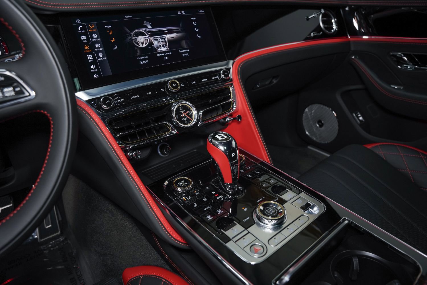Used 2024 Bentley Flying Spur W12 image 56
