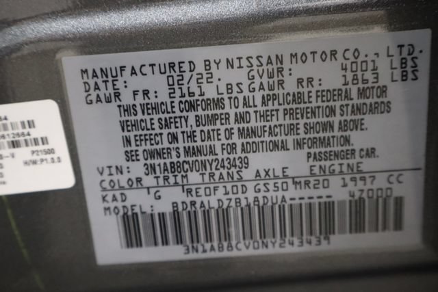 Used 2022 Nissan Sentra SV FWD image 19