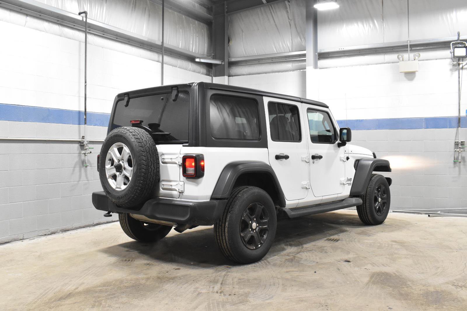 Used 2020 Jeep Wrangler Unlimited Sport S image 23