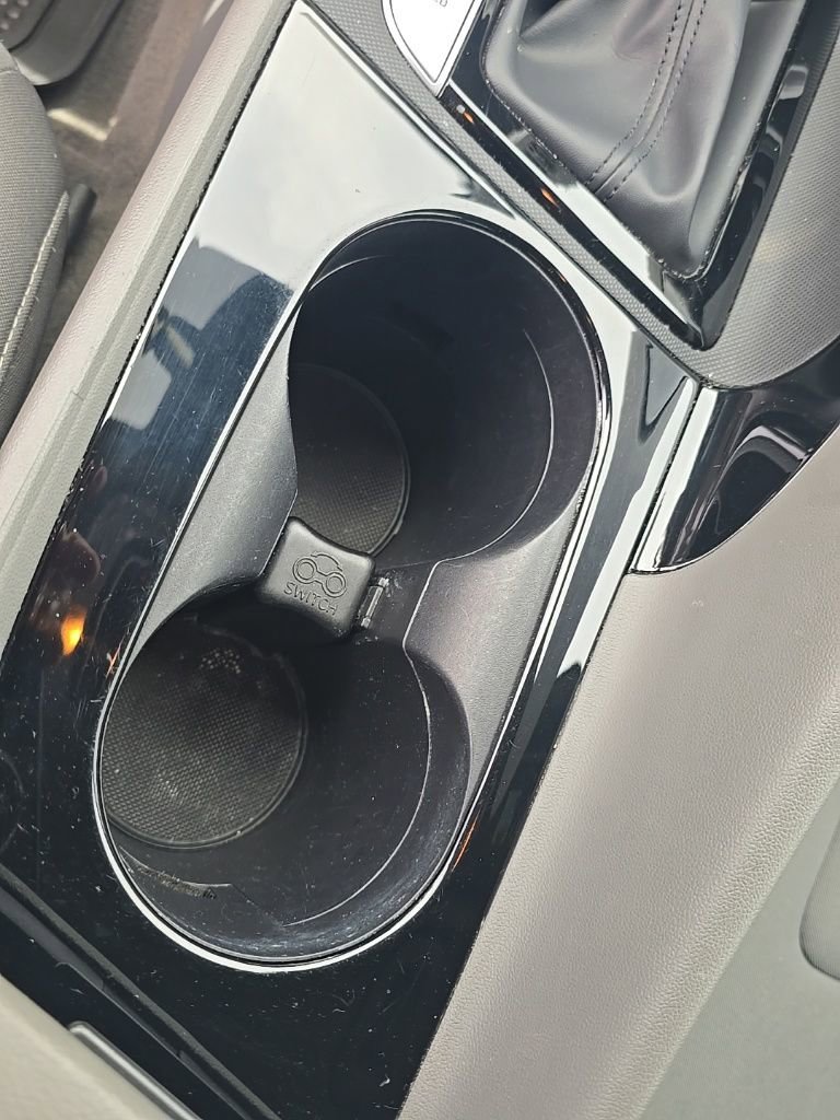 Used 2022 Hyundai Elantra Blue image 23