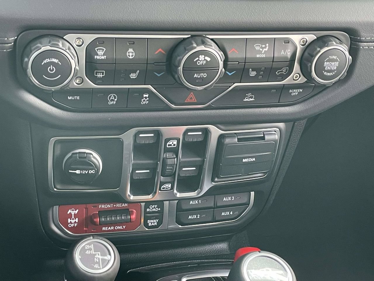 New 2026 Jeep Gladiator Rubicon AWD/4WD image 20