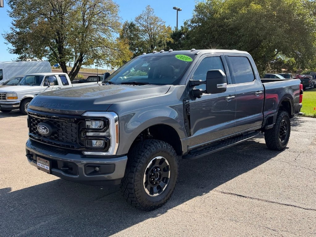 New 2027 Ford F250 XLT w/ XLT Premium Package AWD/4WD image 2