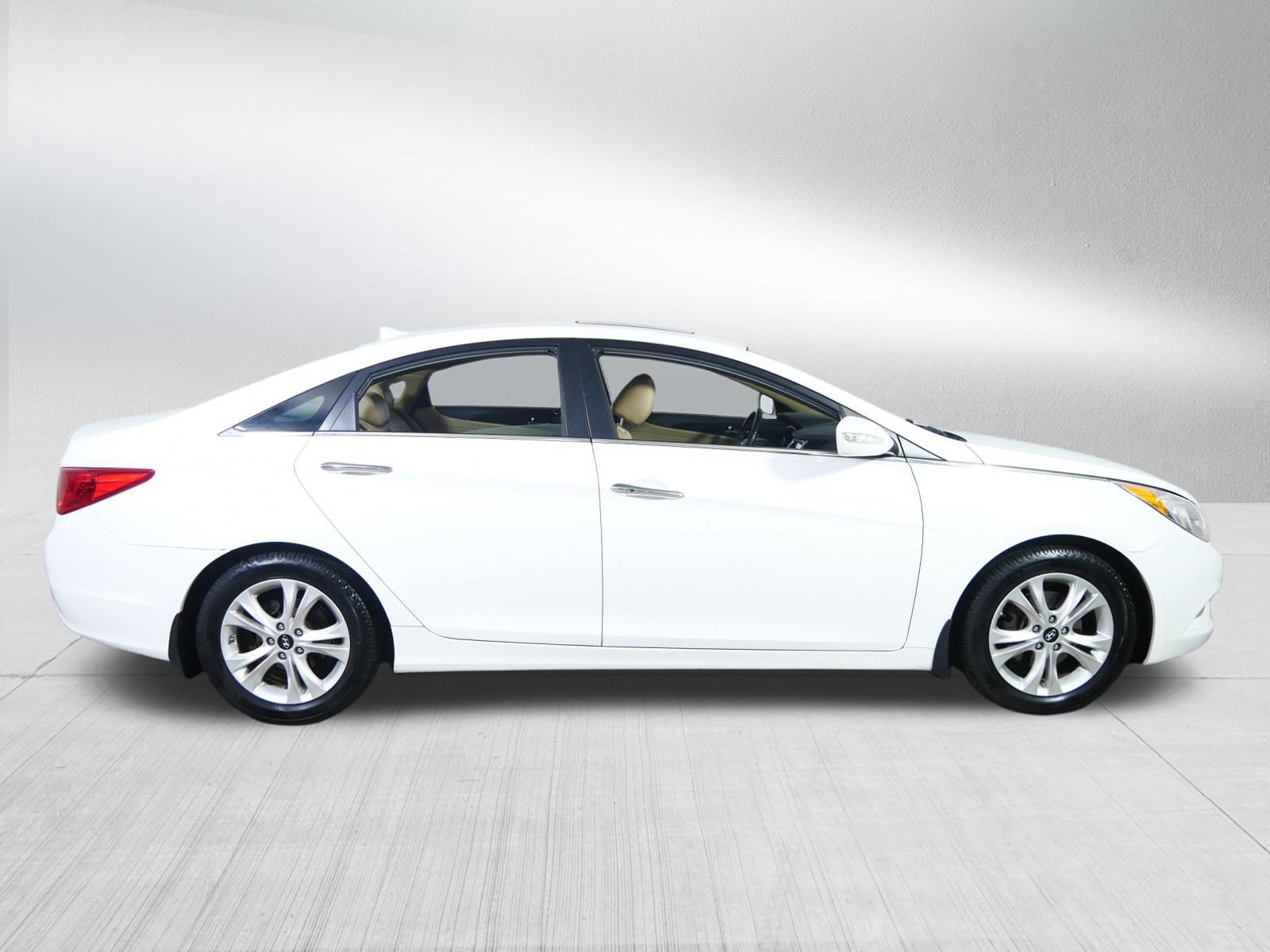 Used 2013 Hyundai Sonata Limited FWD image 8