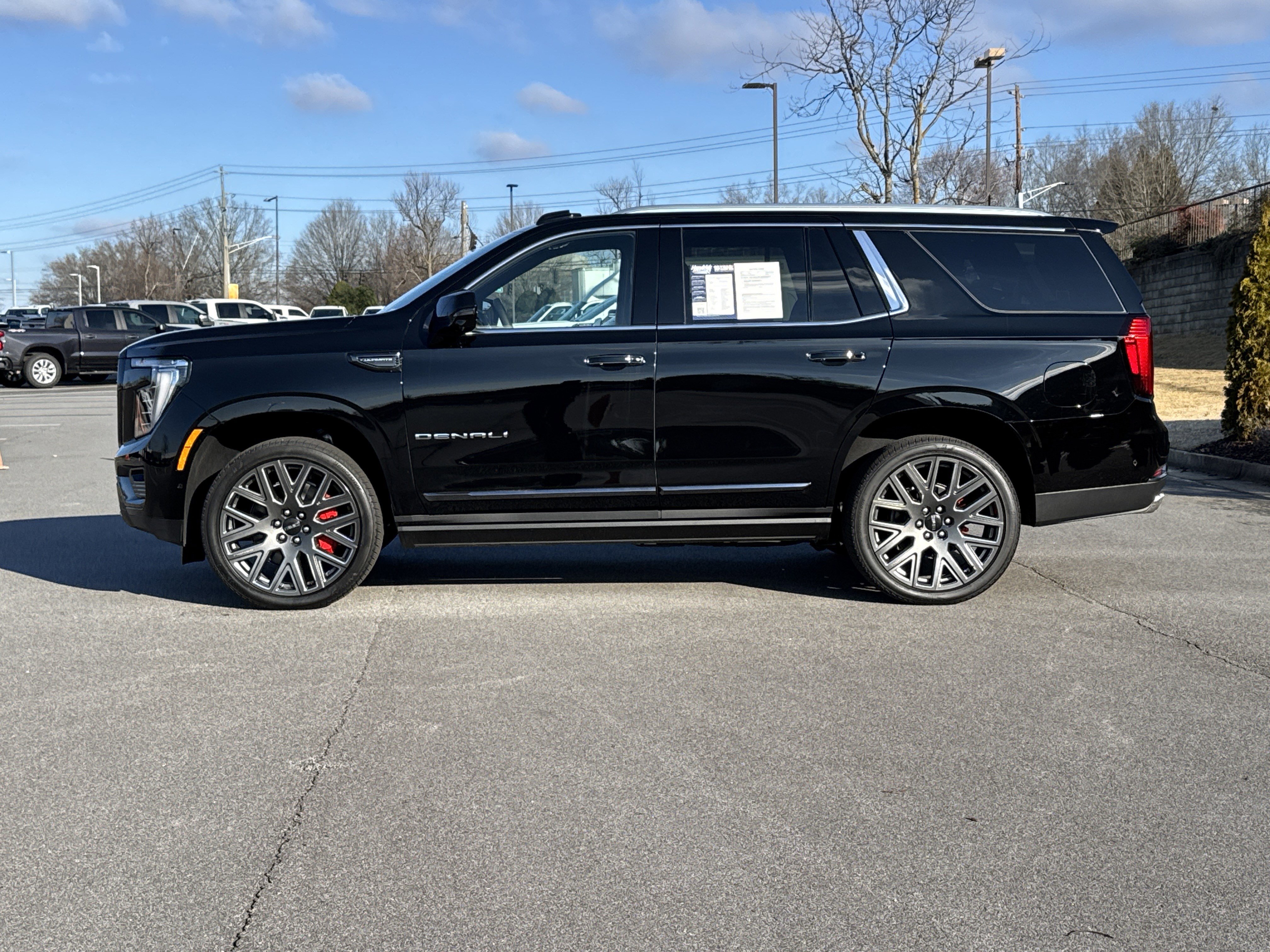 Used 2026 GMC Yukon Denali Ultimate w/ LPO, Floor Liner Package image 7