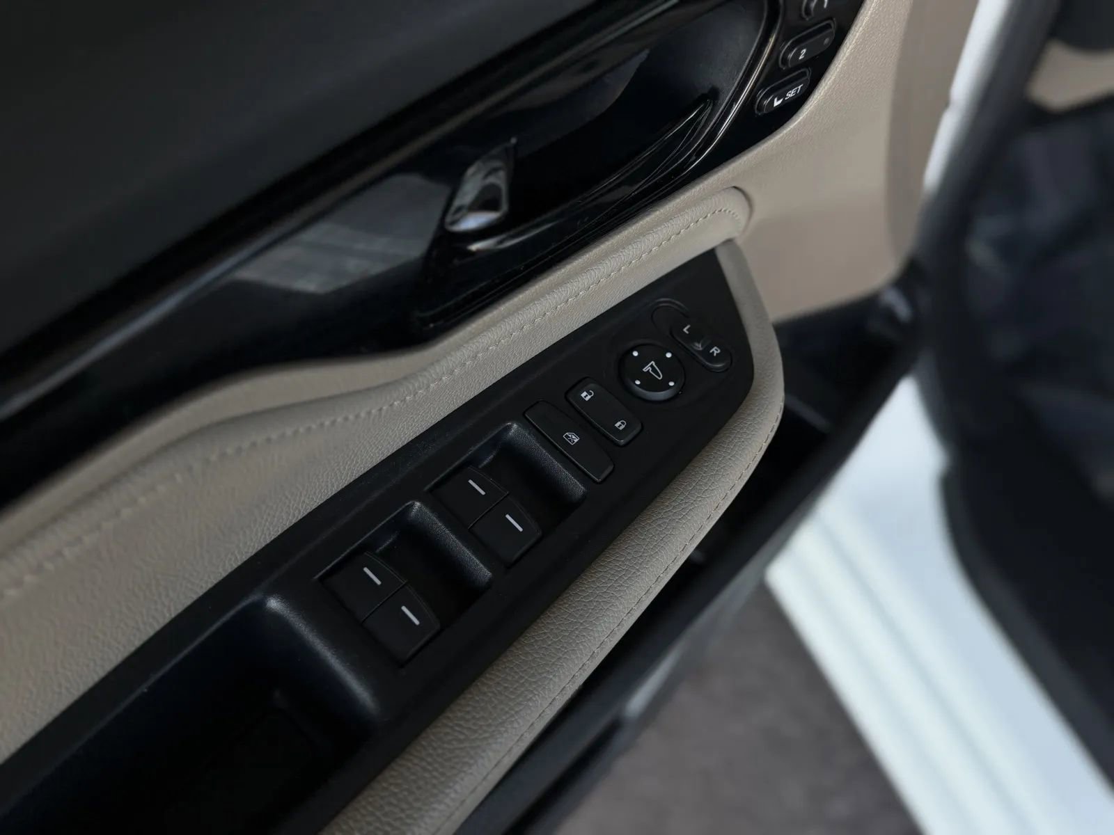 Used 2023 Honda Odyssey Touring image 28