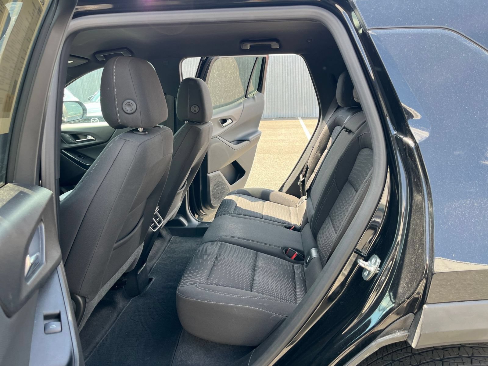Used 2025 Chevrolet Equinox LT FWD image 26