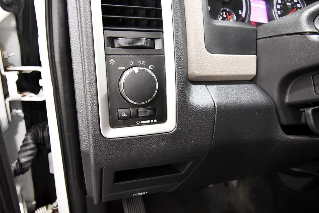 Used 2010 Dodge Ram 2500 Truck SLT AWD/4WD image 18