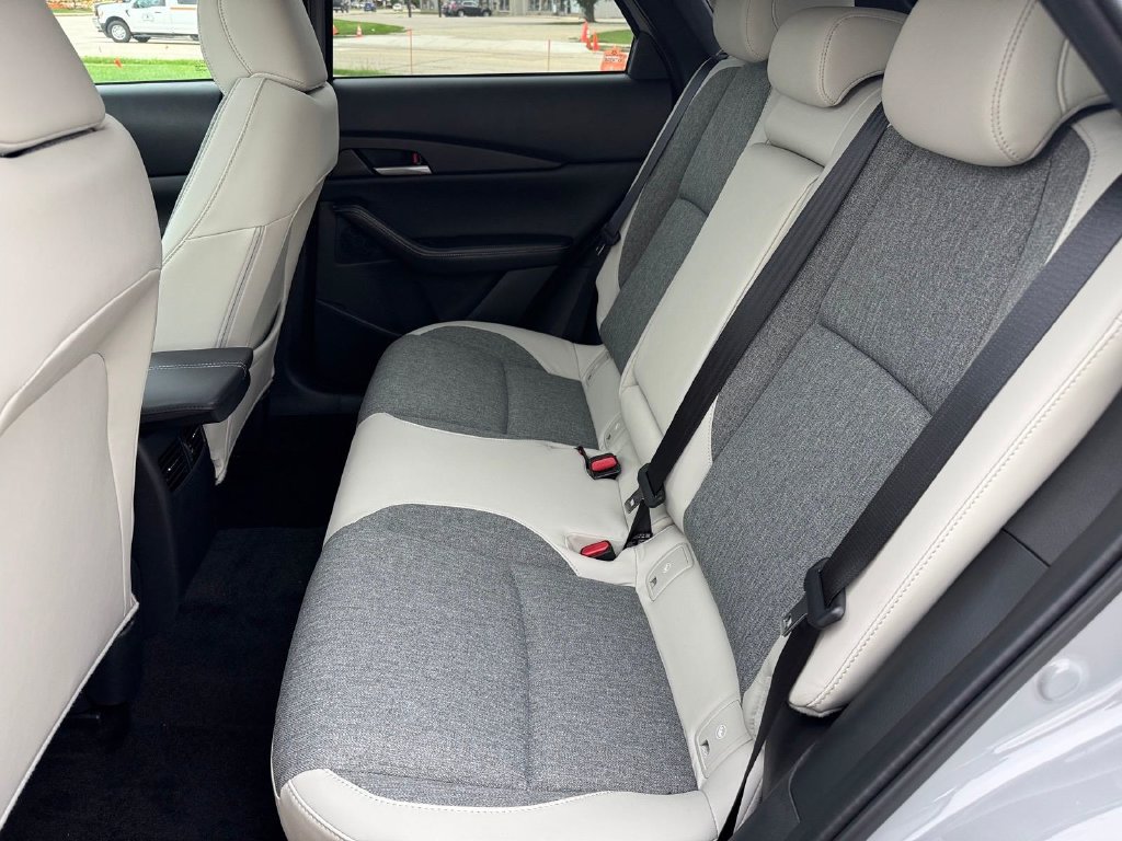 New 2026 MAZDA CX-30 Aire Edition AWD/4WD image 9