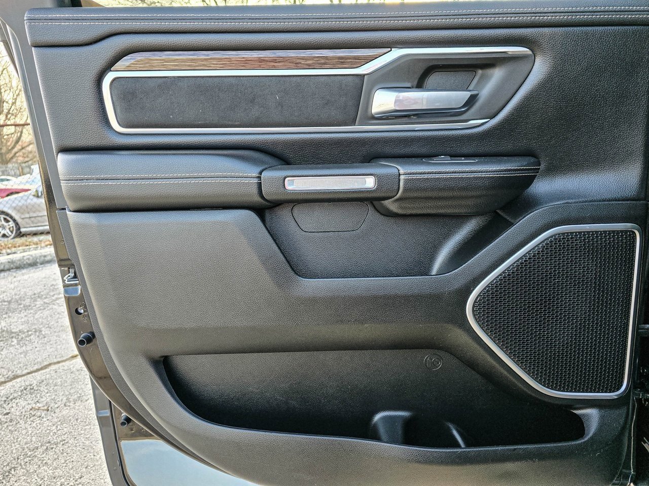 Used 2020 RAM 1500 Laramie image 28