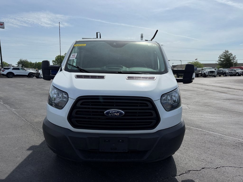 Used 2019 Ford Transit 250 130 Low Roof RWD image 2