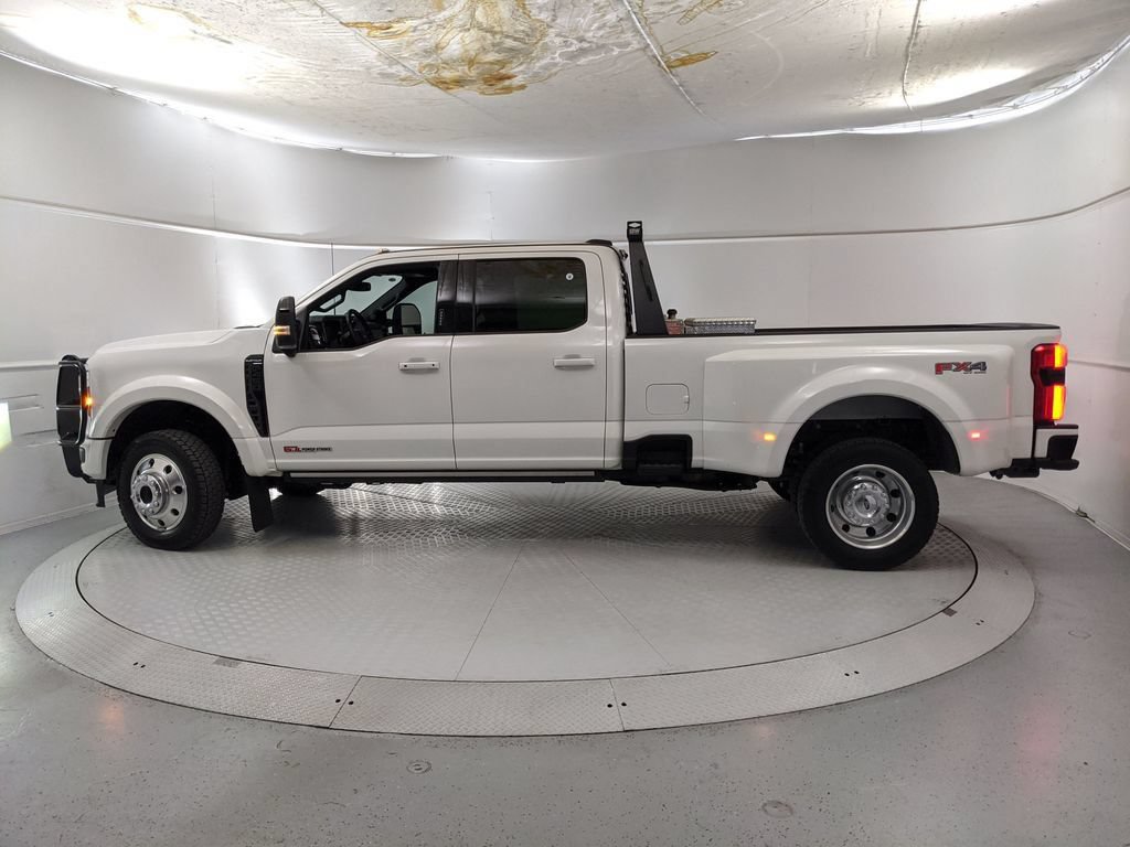 Used 2026 Ford F450 Platinum w/ FX4 Off-Road Package AWD/4WD image 5