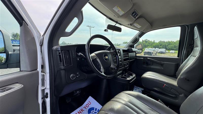 Used 2017 Chevrolet Express 2500 LS RWD image 32