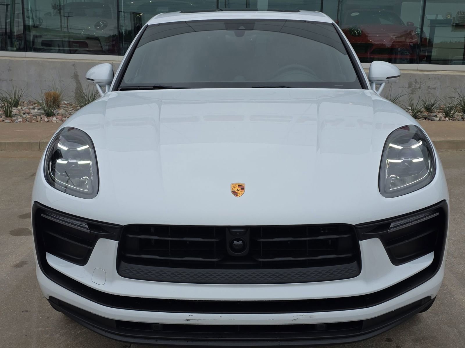 New 2026 Porsche Macan AWD/4WD image 10