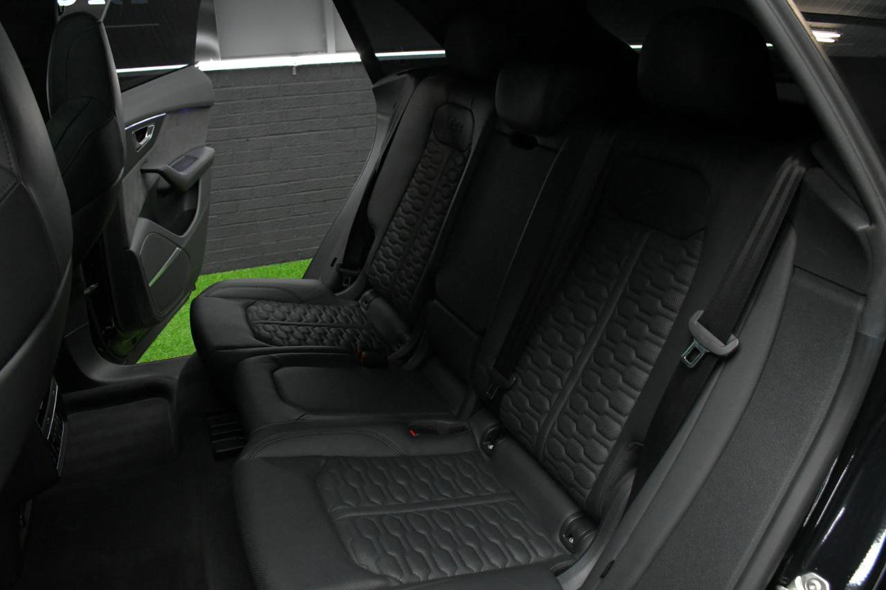 Used 2021 Audi RS Q8 w/ Black Optic Package image 43
