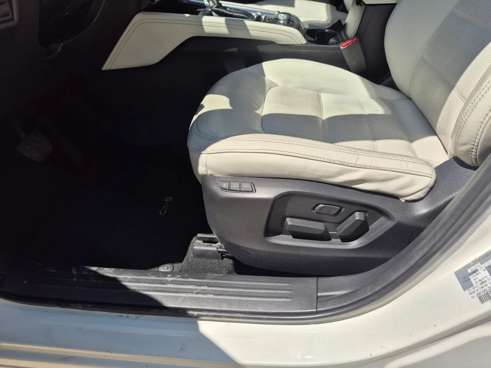 Used 2020 MAZDA CX-5 Grand Touring FWD image 15