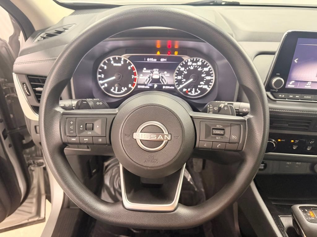 Used 2024 Nissan Rogue S AWD/4WD image 22