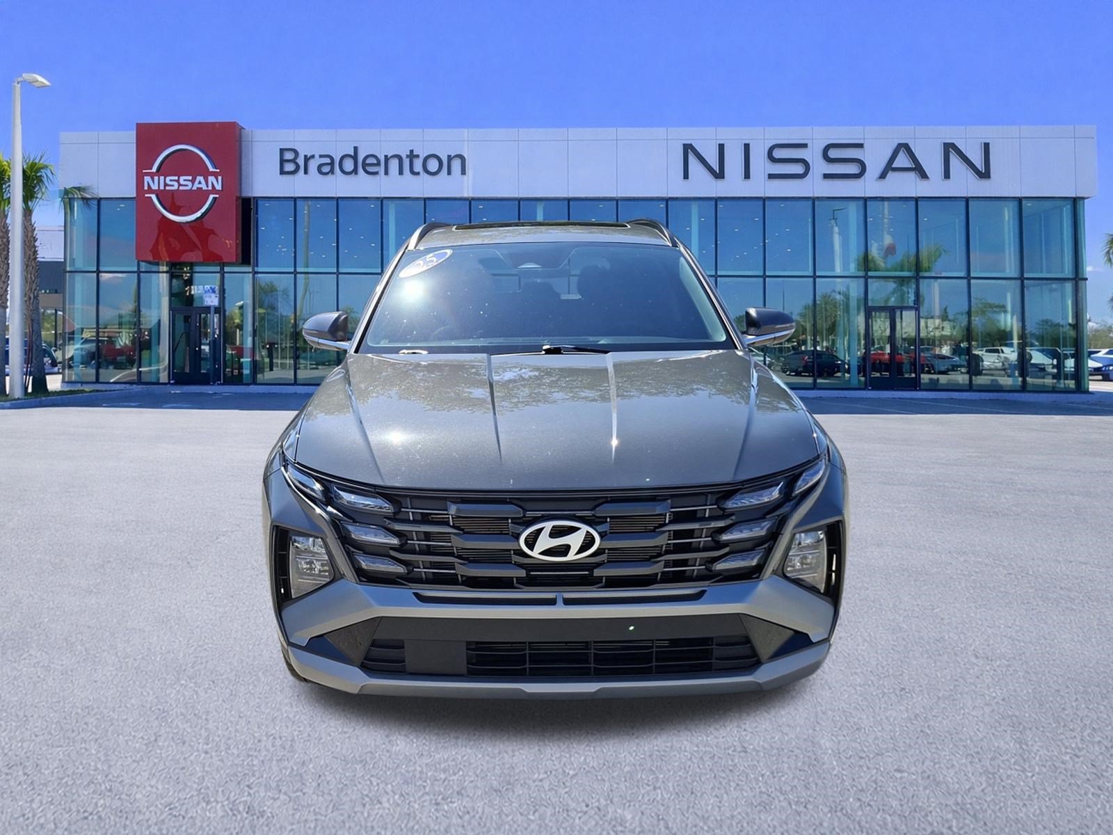 Used 2025 Hyundai Tucson SEL AWD/4WD image 2
