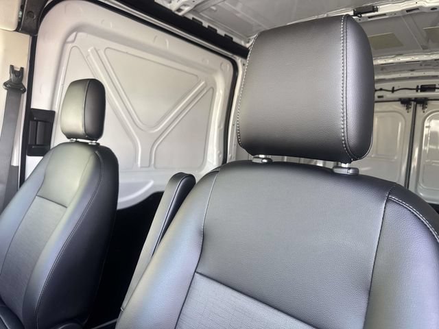 New 2026 Ford Transit 150 148 Medium Roof RWD image 18