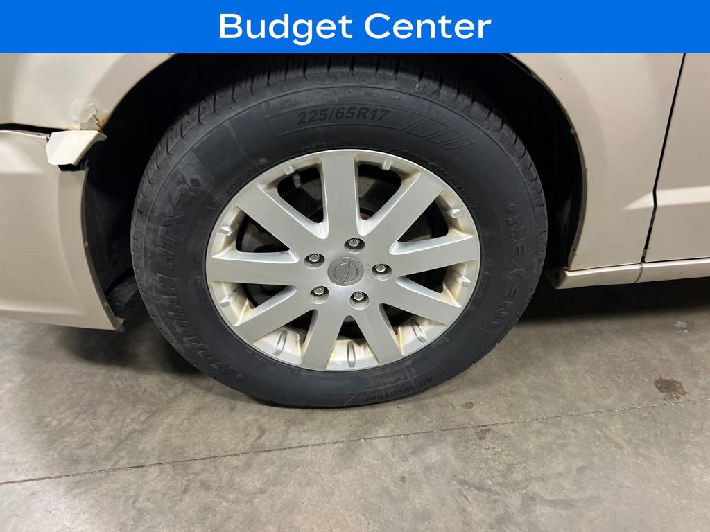 Used 2012 Chrysler Town & Country Touring w/ Entertainment Group #1 image 9