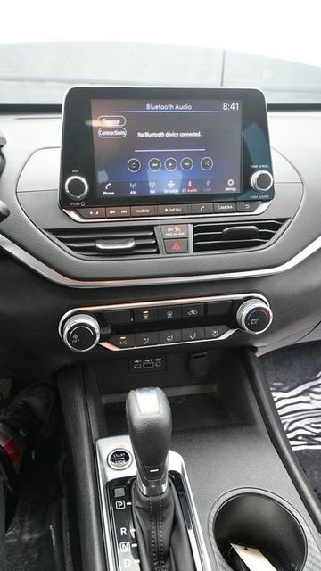 Used 2020 Nissan Altima 2.5 S FWD image 19