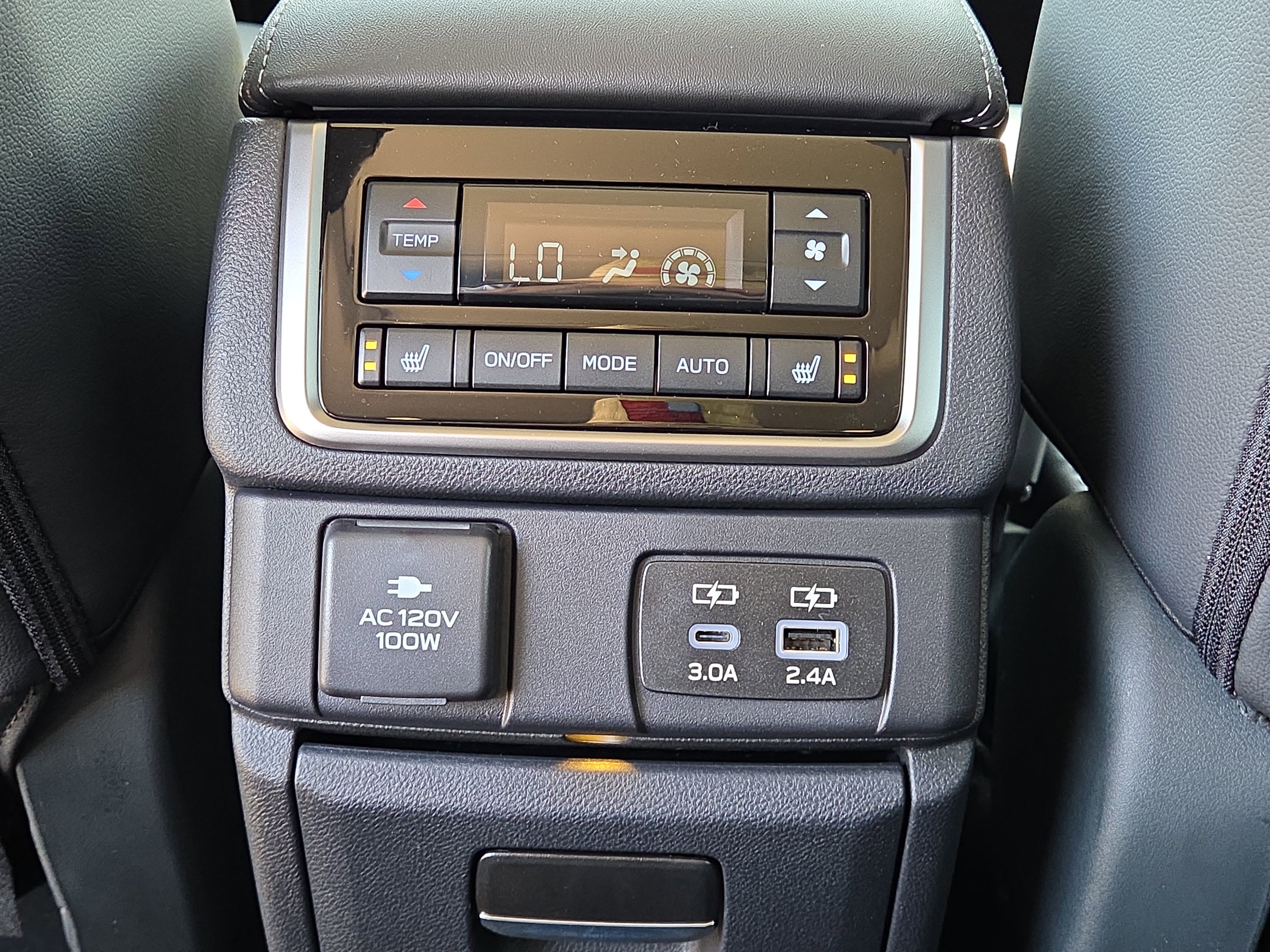 New 2025 Subaru Ascent Touring image 9