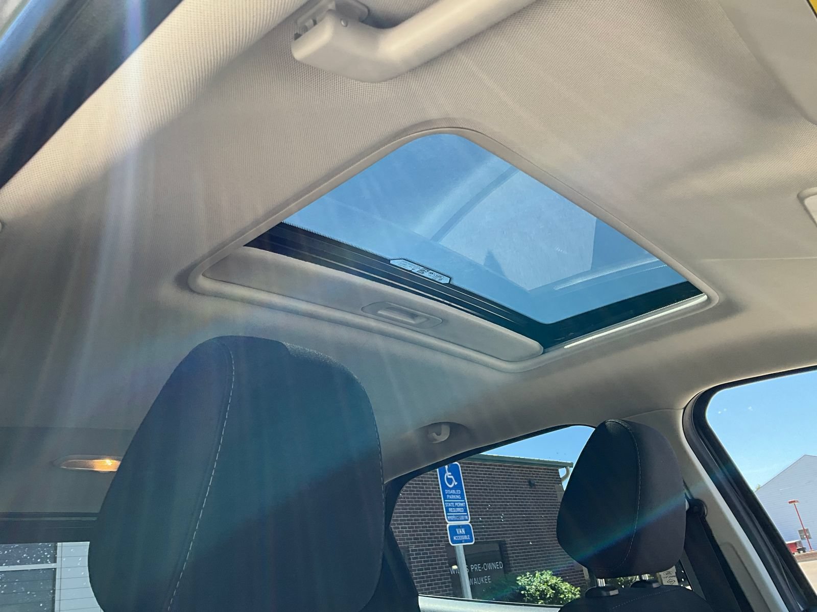 Used 2021 Ford EcoSport SE w/ Interior Protection Package FWD image 23