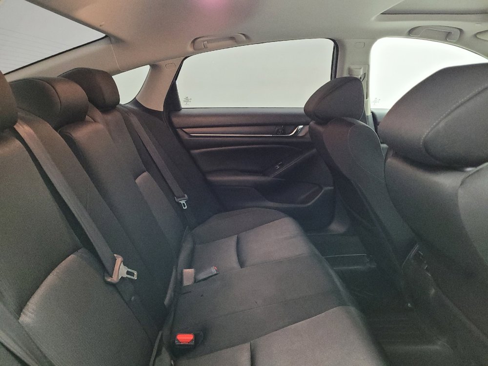 Used 2020 Honda Accord EX image 19