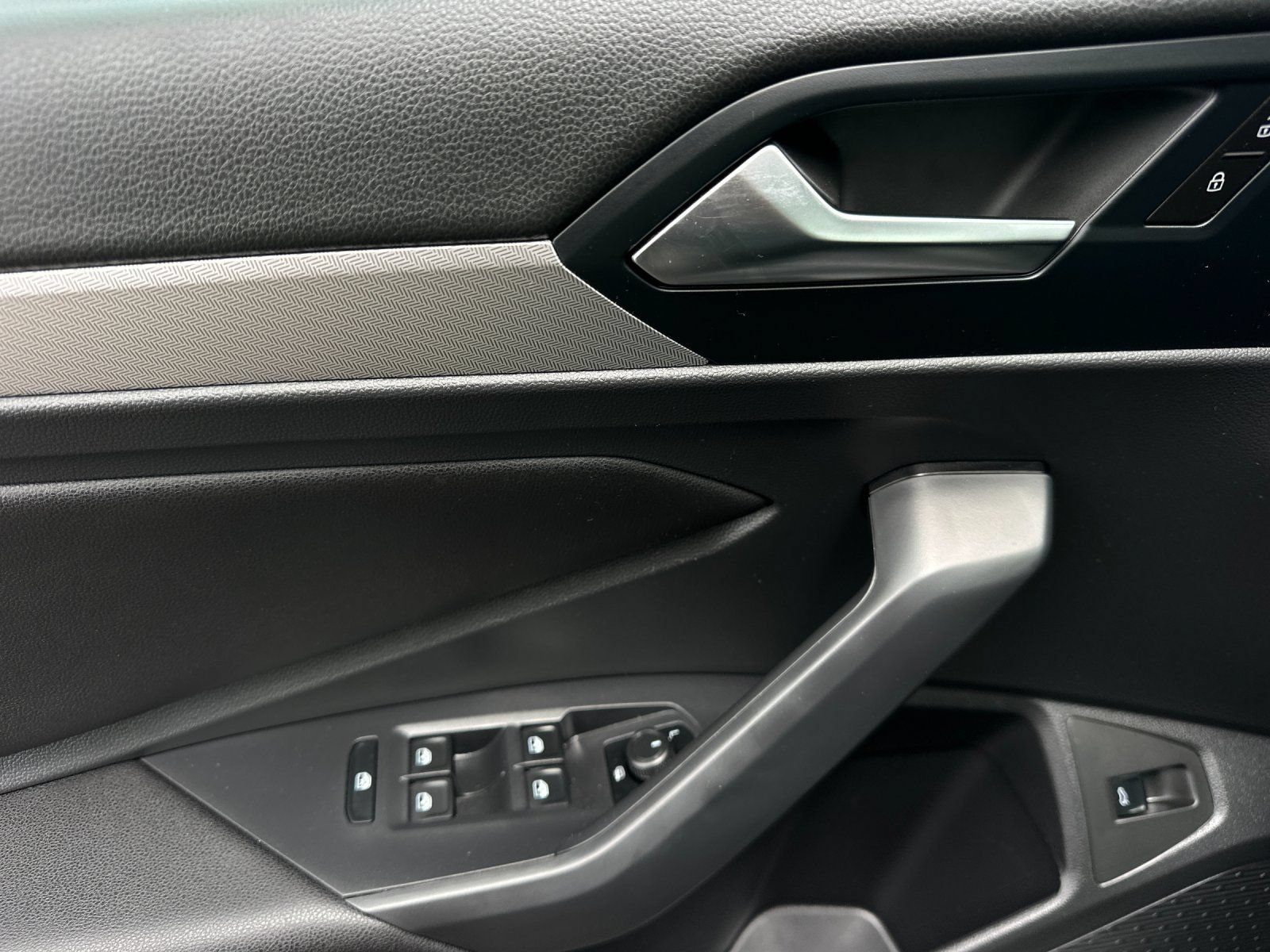 Used 2019 Volkswagen Jetta SE FWD image 10
