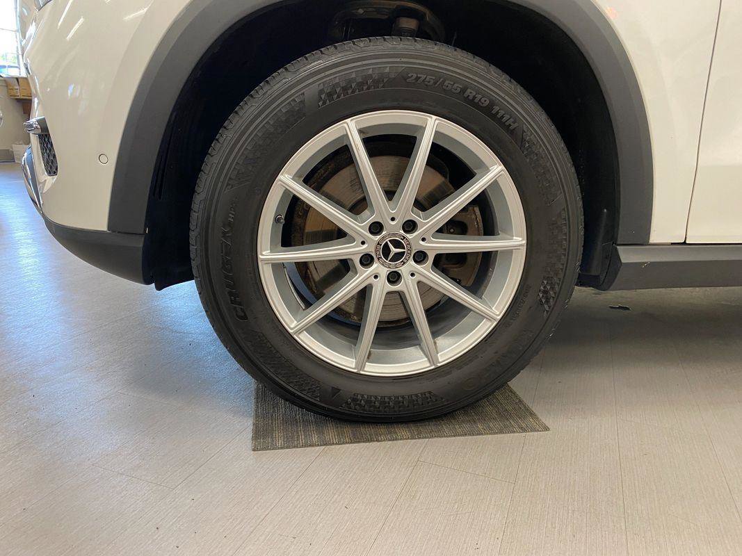 Used 2024 Mercedes-Benz GLE 350 4MATIC image 18