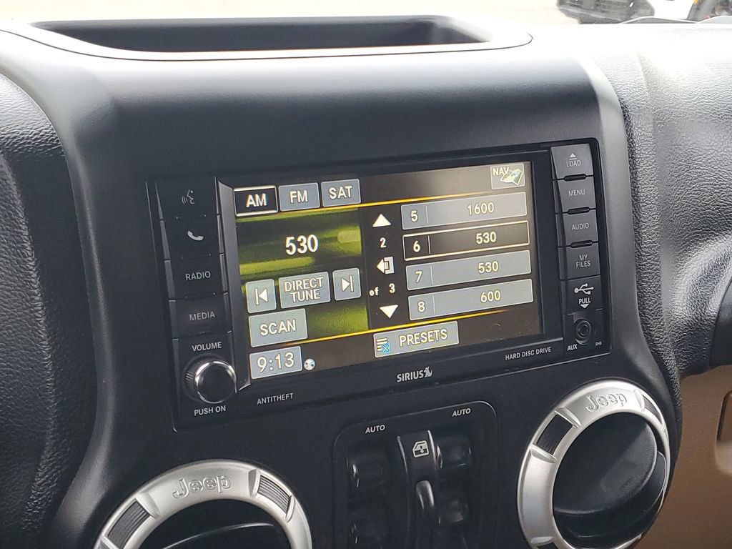 Used 2014 Jeep Wrangler Unlimited Sahara w/ Connectivity Group image 16