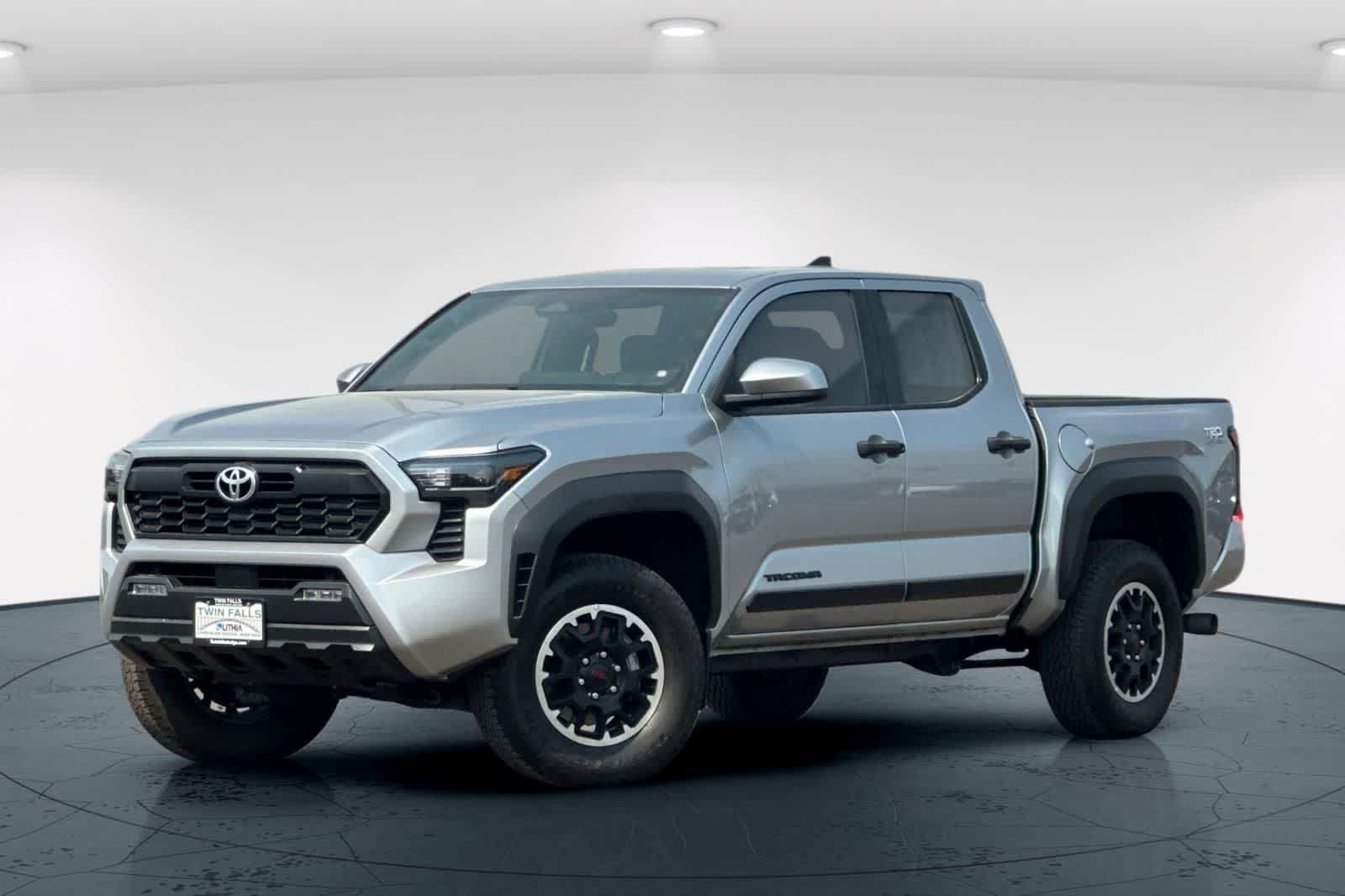 Used 2024 Toyota Tacoma TRD Off-Road AWD/4WD video 1