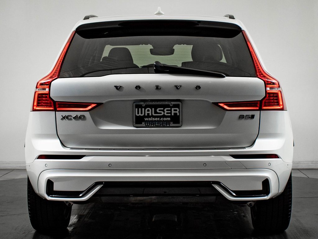 Used 2025 Volvo XC60 B5 Ultra w/ Protection Package Premier image 7