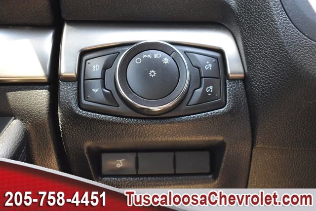 Used 2018 Ford Explorer XLT w/ Equipment Group 202A FWD image 43