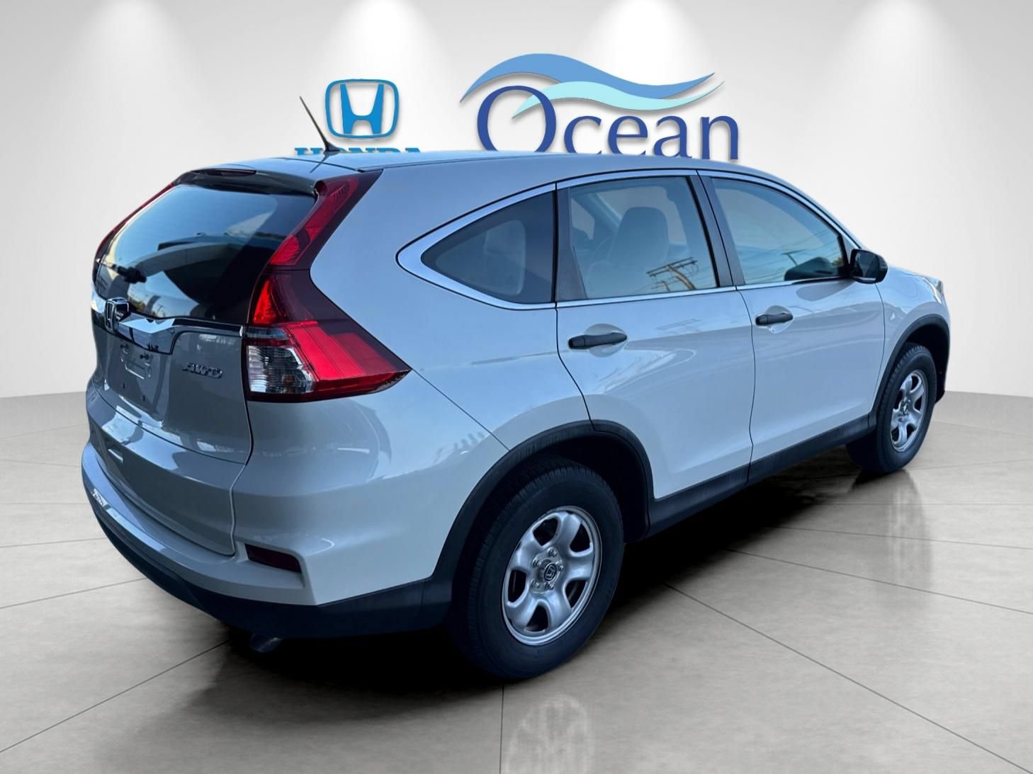 Used 2016 Honda CR-V LX image 3