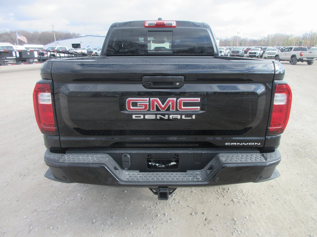 New 2026 GMC Canyon Denali image 5