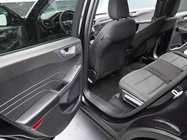 Used 2023 Ford Escape Active w/ Tech Pack #2 AWD/4WD image 16