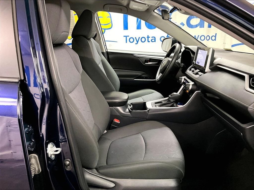 Certified 2025 Toyota RAV4 XLE AWD/4WD image 11
