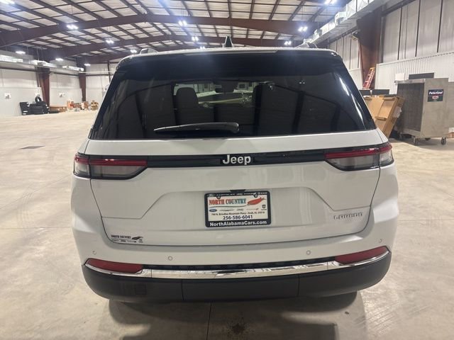 Used 2025 Jeep Grand Cherokee Laredo X w/ Luxury Tech Group I image 6